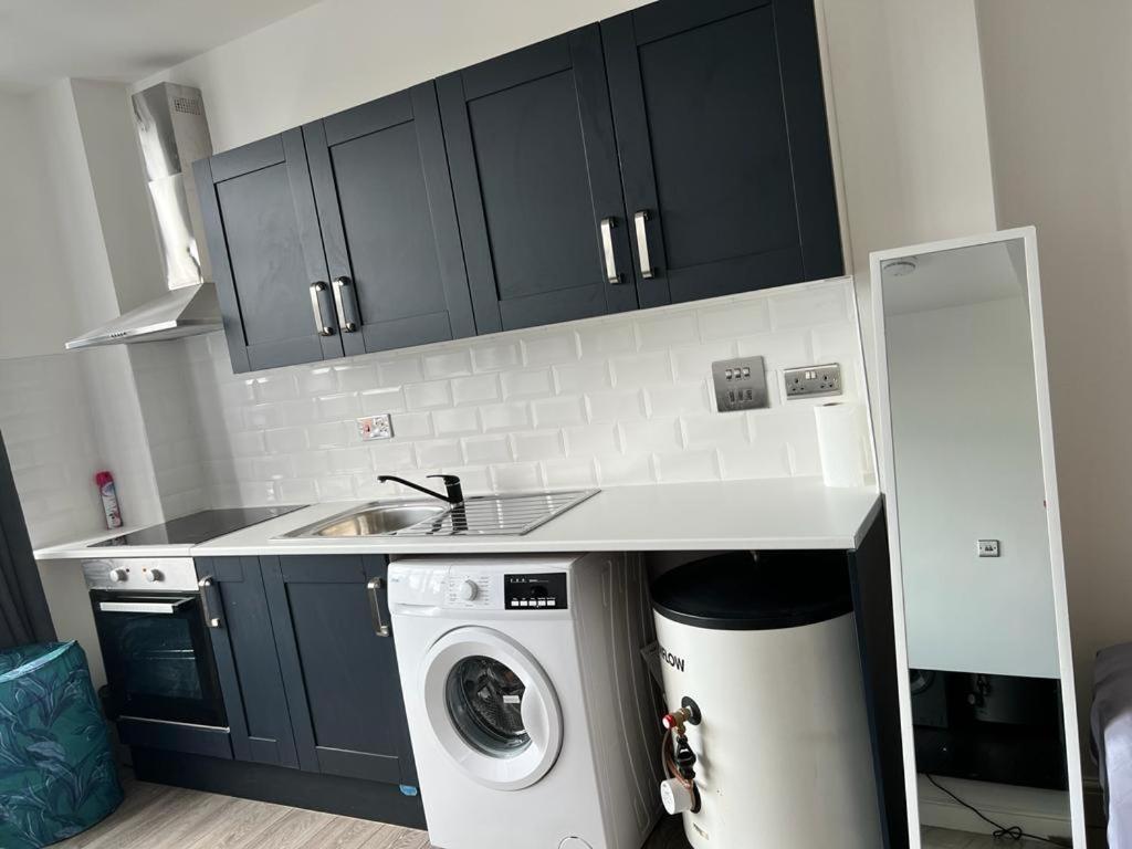 Modern Apartment In London Finchley Zewnętrze zdjęcie