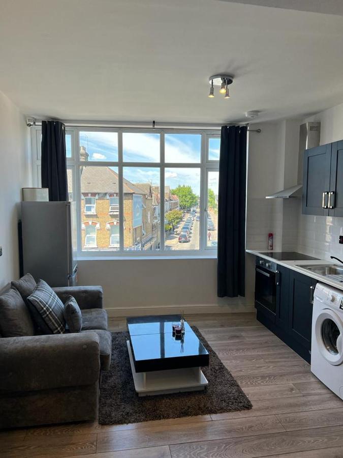Modern Apartment In London Finchley Zewnętrze zdjęcie